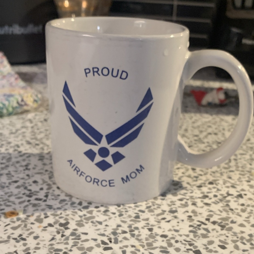 Proud Airforce Mom White Ceramic Coffee Mug with Logo MWARE MUG